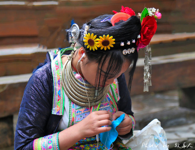 Biasha Hmong Female Hairstyle