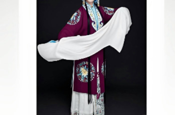 Yu Opera Costume